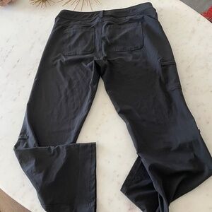 North Face Ladies Athletic Pants Size 12 Short Convertible